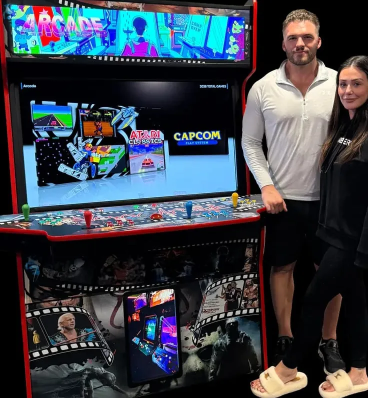 JWoww with the Woww Arcade, a Phantom Final Boss