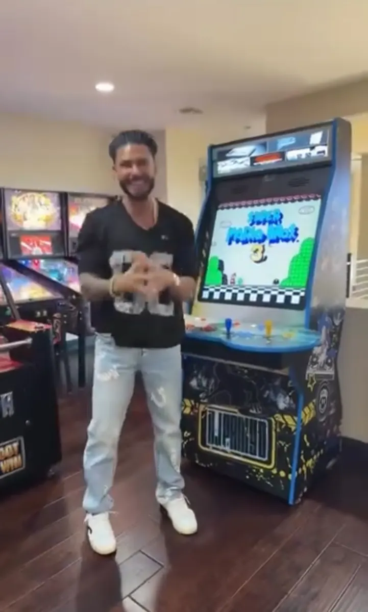 DJ Pauly D with DJ Pauly D